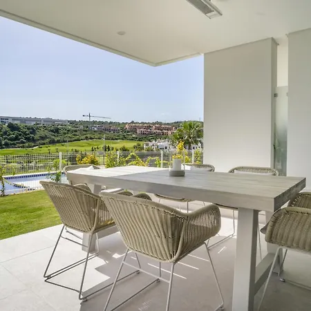 Fabuloso Con Jardin Privado Y Jacuzzi Estepona