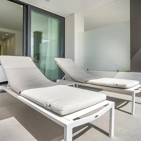 Apartment Fabuloso Con Jardin Privado Y Jacuzzi Estepona
